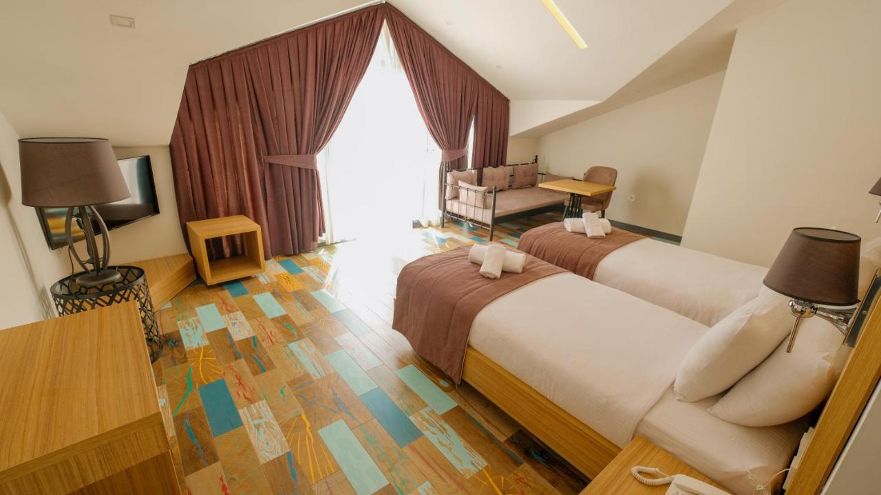 Alesta Midtown Aparthotel เฟทิเย ภายนอก รูปภาพ