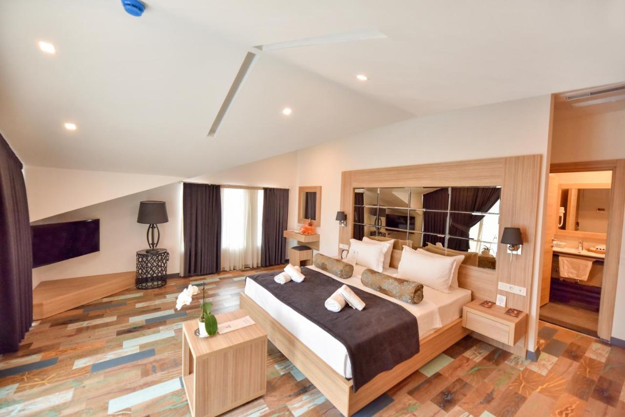 Alesta Midtown Aparthotel เฟทิเย ภายนอก รูปภาพ