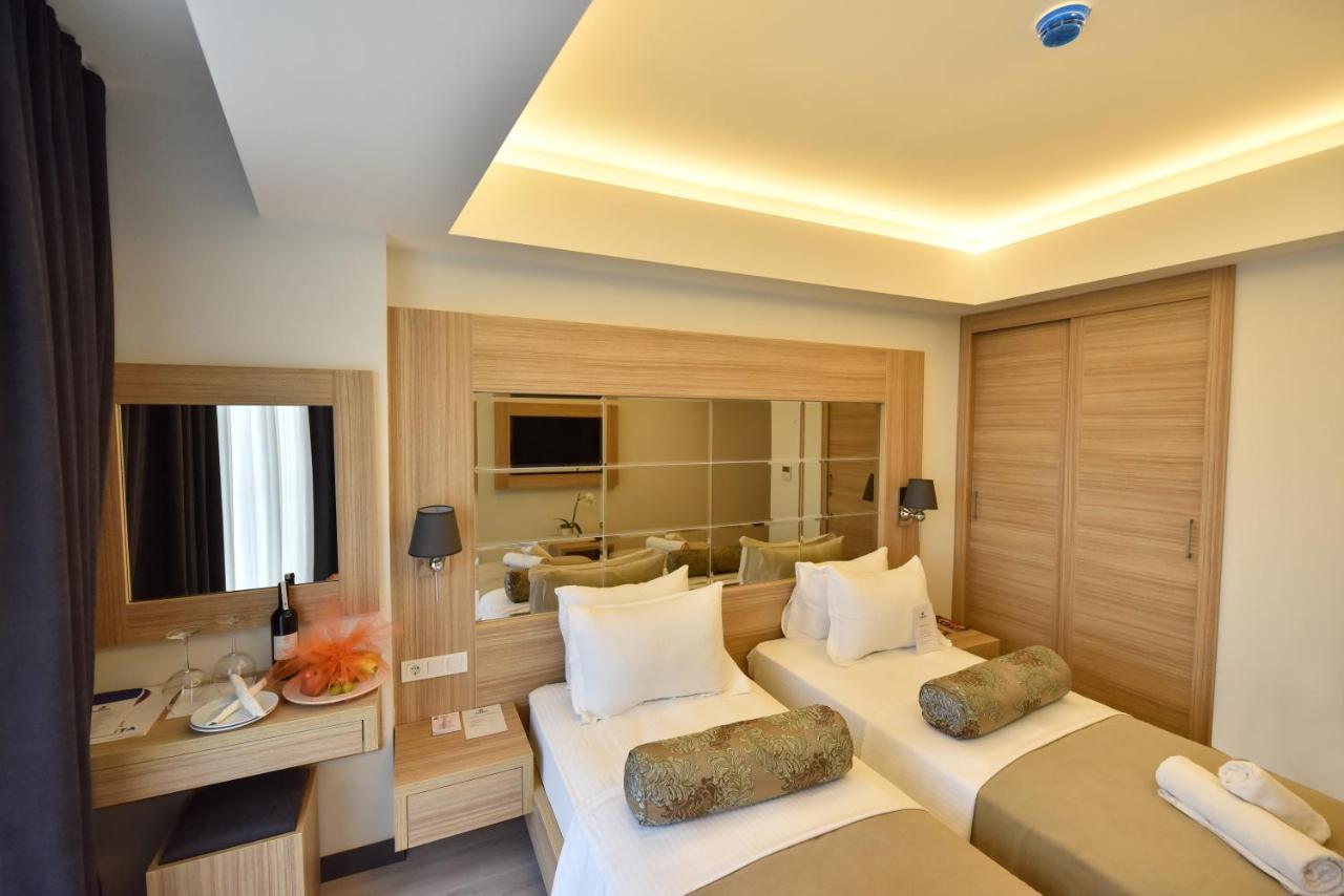 Alesta Midtown Aparthotel เฟทิเย ภายนอก รูปภาพ